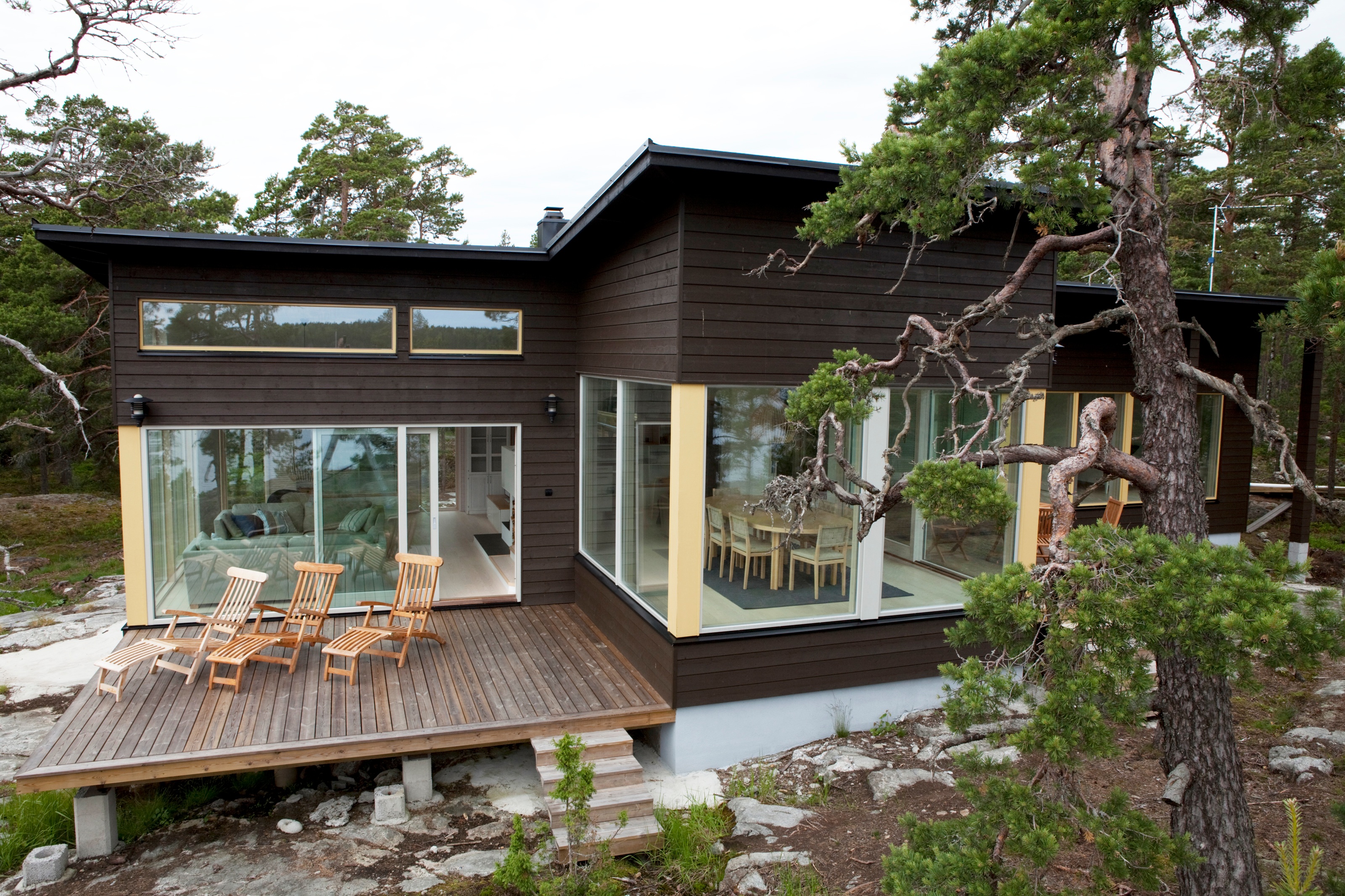 Huvila ja saunatupa Strömsön saaressa